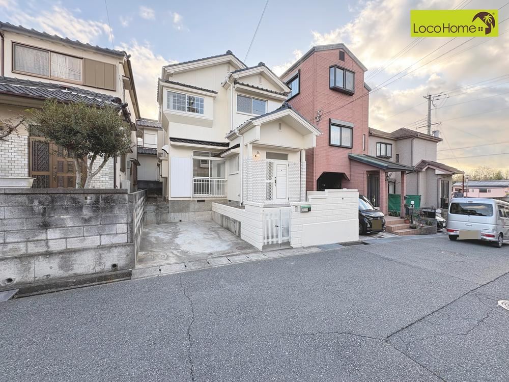 Spacious 4LDK House in Nagahata-cho, Kobe - Photo 1