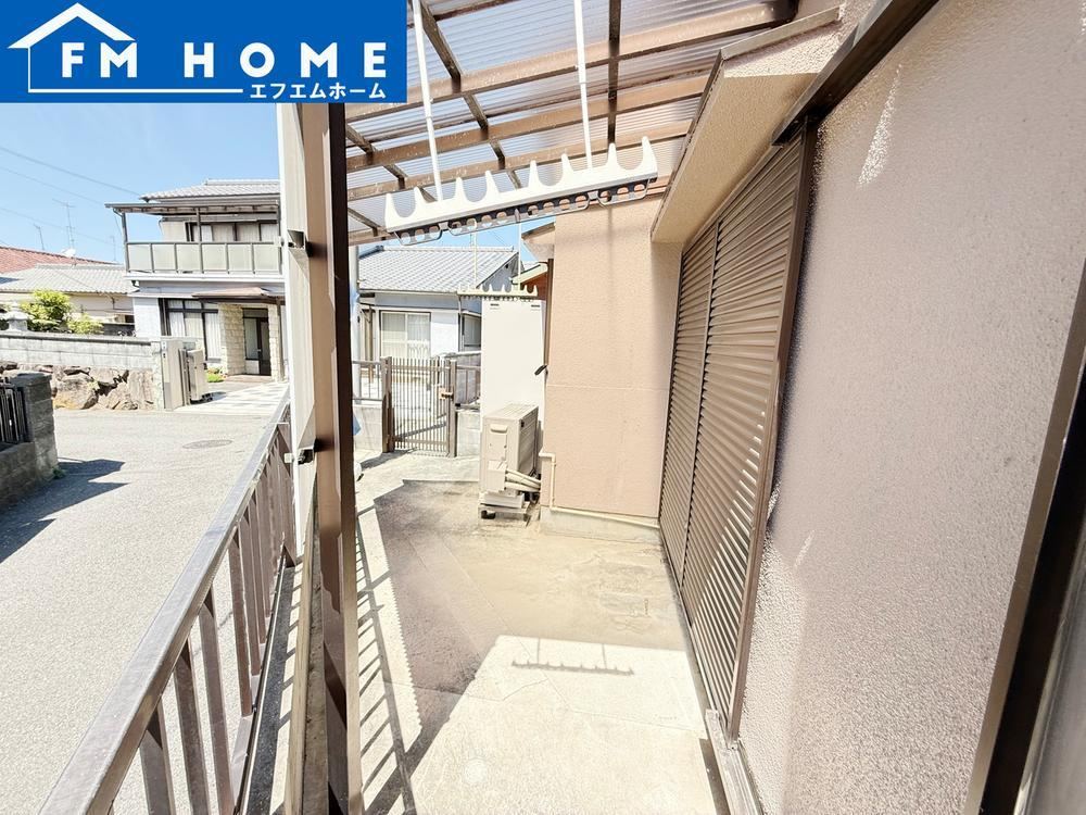 Modern 3LDK Home in Akashi - Photo 1