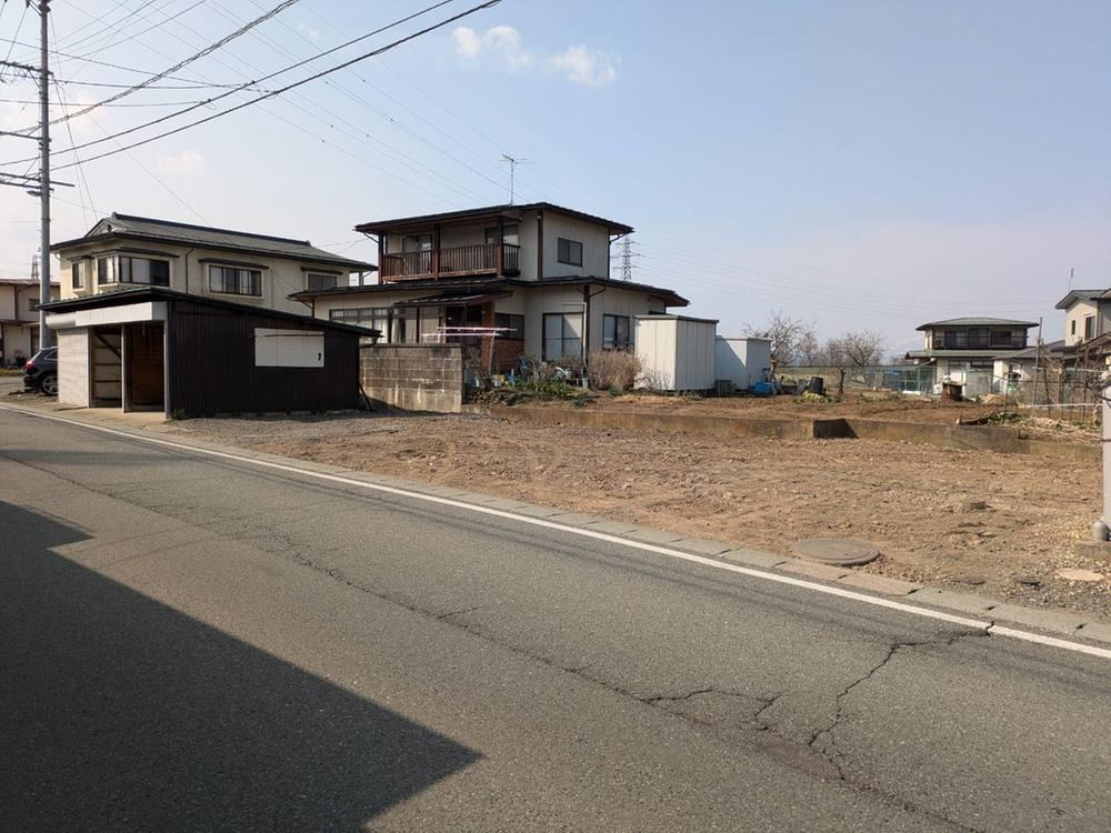 Quiet Residential Land with Southern Exposure in Yamagata - Photo 1