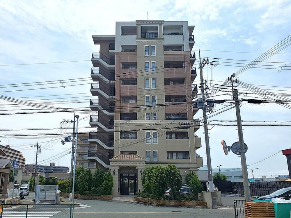 3LDK apartment in Akashi, Hyogo - Photo 1