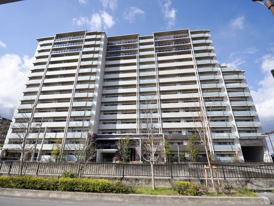 3LDK apartment in Minami Ward, Kyoto - Photo 1