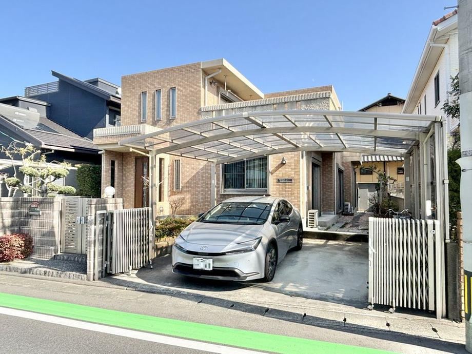 Spacious 5LDK Home in Ishimaru - Photo 1