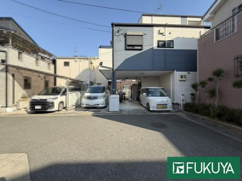 Spacious 4LDK House with Parking in Minamishimmachi - Photo 1