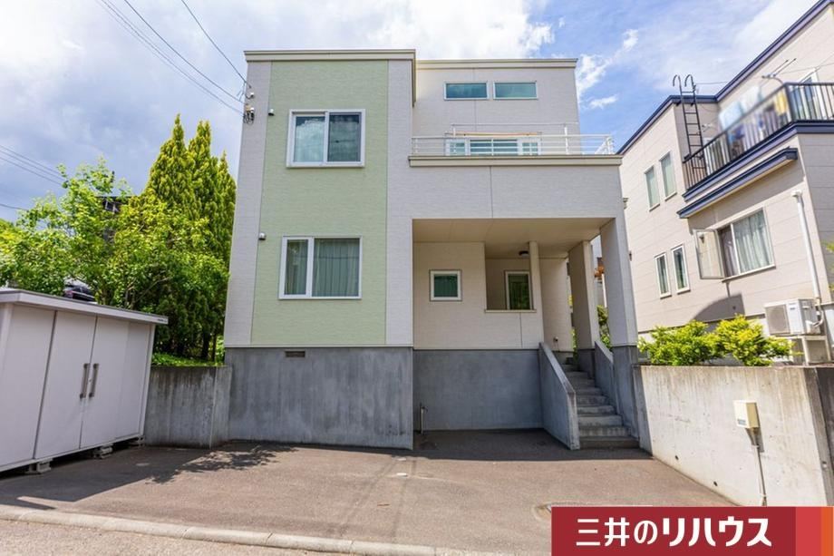 4LDK house in Chuo Ward, Sapporo, Hokkaido - Photo 1