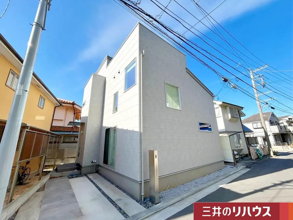 Stylish 1LDK Home in Honmoku Kanmon - Photo 1