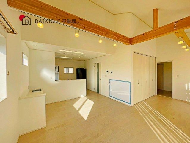 Newly Built 2LDK Bungalow with Garden - Photo 1