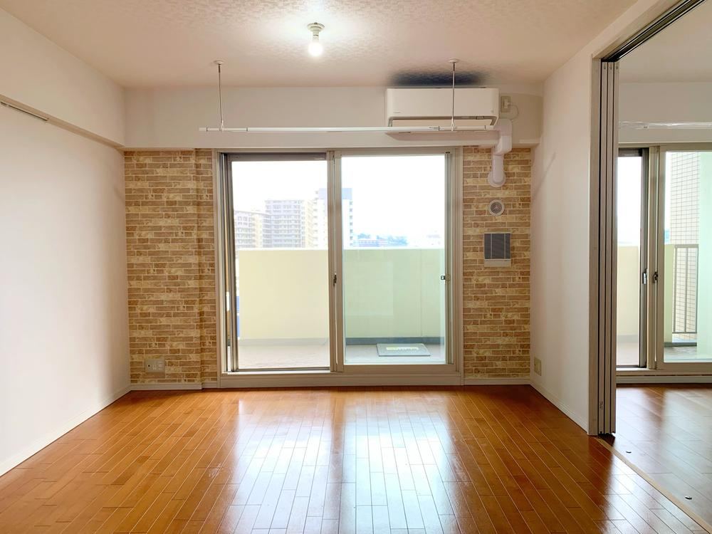 Well-Maintained 3LDK Apartment in Totsuka with Good Views - Photo 1