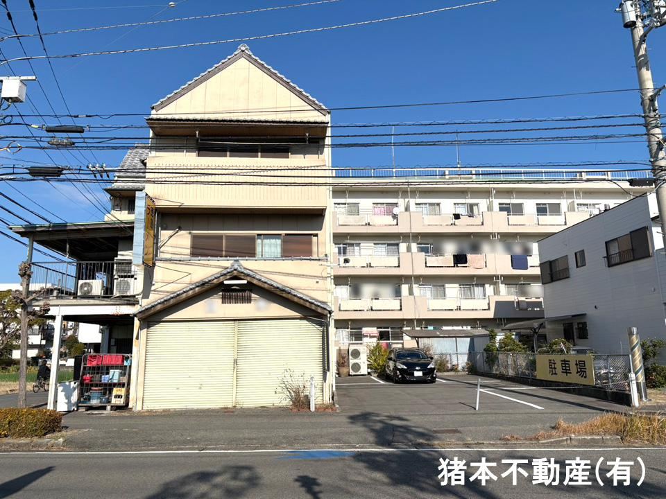 Versatile 6DK+2S Building in Tokushima - Photo 1