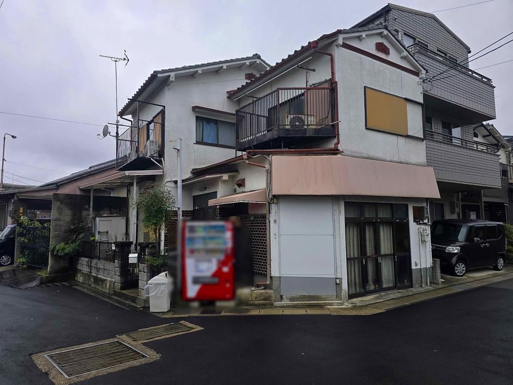 Charming 4DK House in Higashino - Photo 1