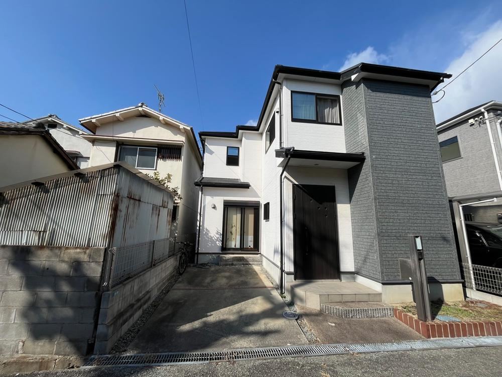 Bright 4LDK House in Higashi-Omono-cho, Amagasaki - Photo 1