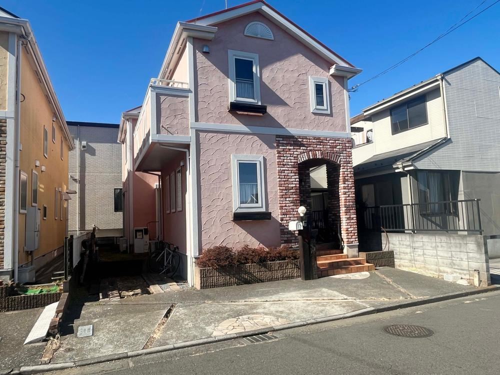 East-Facing 4LDK House with Courtyard in Tachikawa - Photo 1