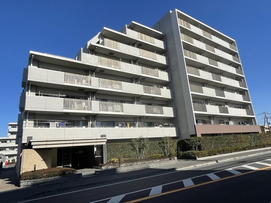 Renovated 4LDK Apartment in Kashiwa-Tanaka - Photo 1