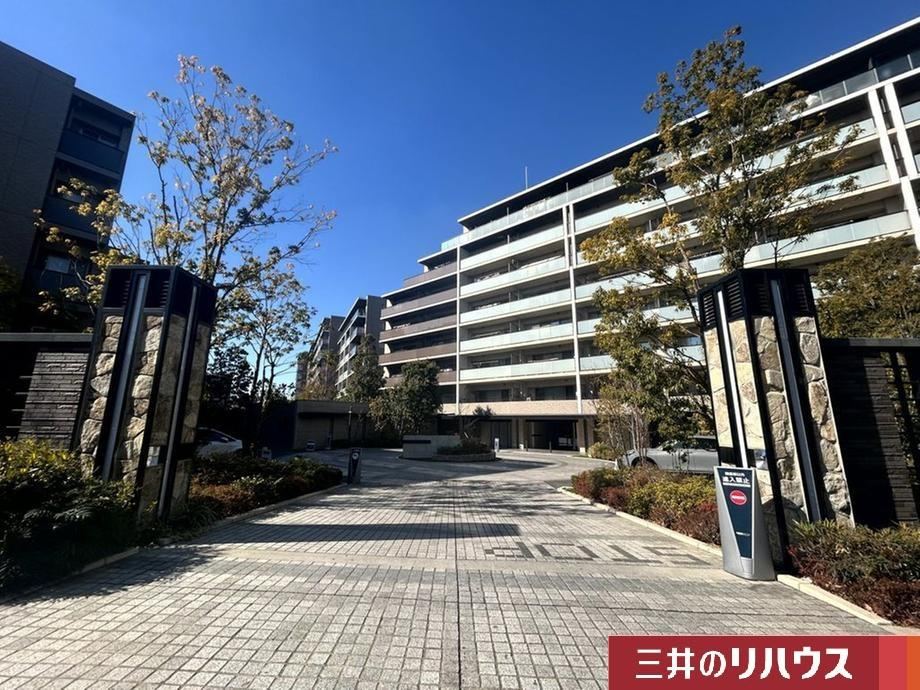 Contemporary 3LDK Apartment in Kamishakujii - Photo 1