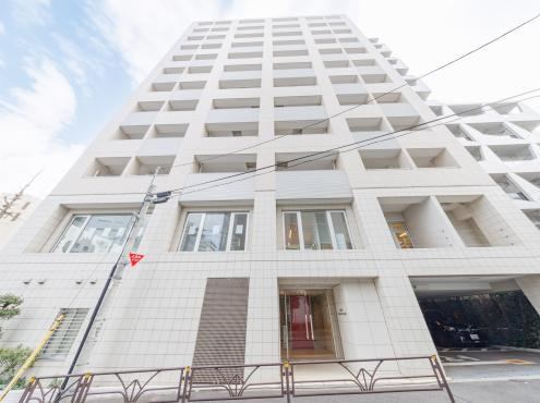 1LDK+S apartment in Shibuya Ward, Tokyo - Photo 1