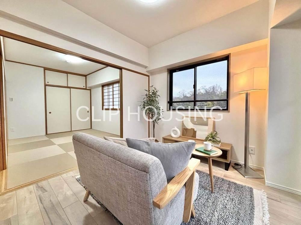 Charming 3LDK Apartment in Nishiya - Photo 1