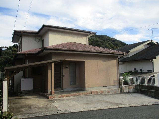 4LDK House with Modern Updates in Kitakyushu - Photo 1
