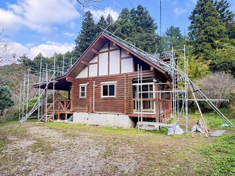 Charming Log House in Mizumaji, Itoshima - Photo 1