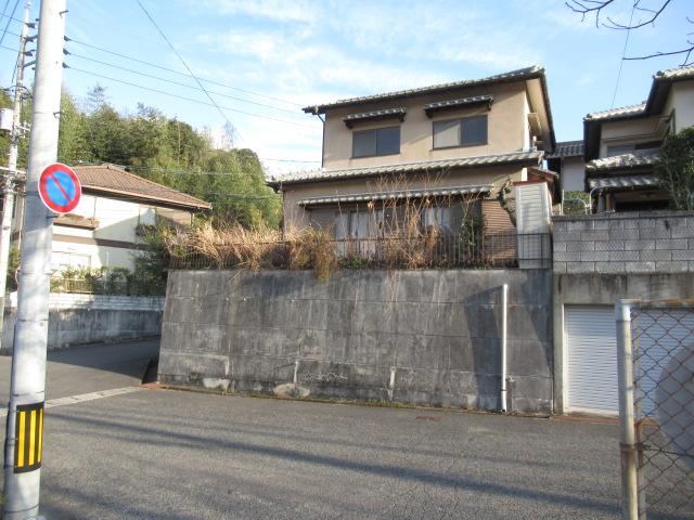 5DK house in Higashi Ward, Hiroshima - Photo 1