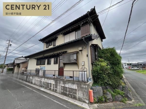 Spacious 7DK House with Large Yard in Shinshiro - Photo 1