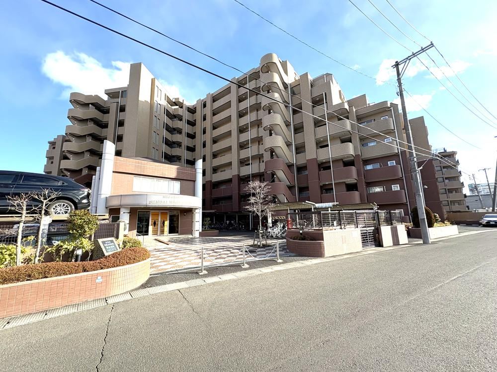3LDK Apartment with Upcoming Renovation in Nagamachi - Photo 1