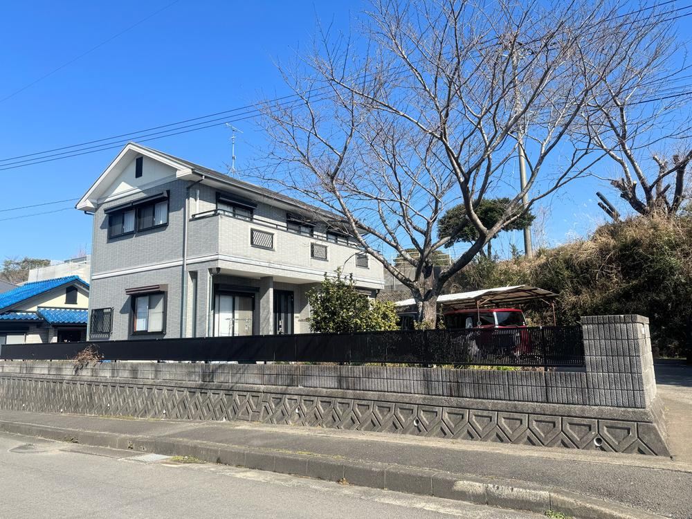 Spacious 5DK Home in Quiet Omura - Photo 1