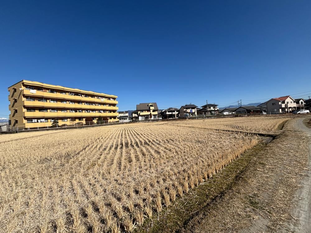 215 m² land in Chuo, Yamanashi - Photo 1