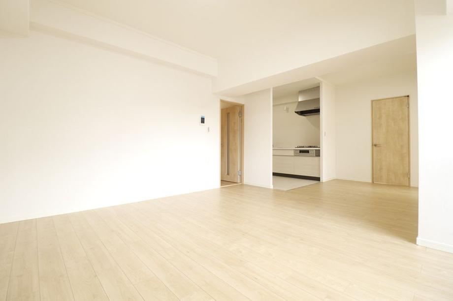 4LDK apartment in Tempaku Ward, Nagoya, Aichi - Photo 1