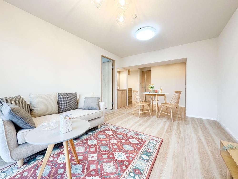 Pet-Friendly 3LDK Apartment in Niiza - Photo 1