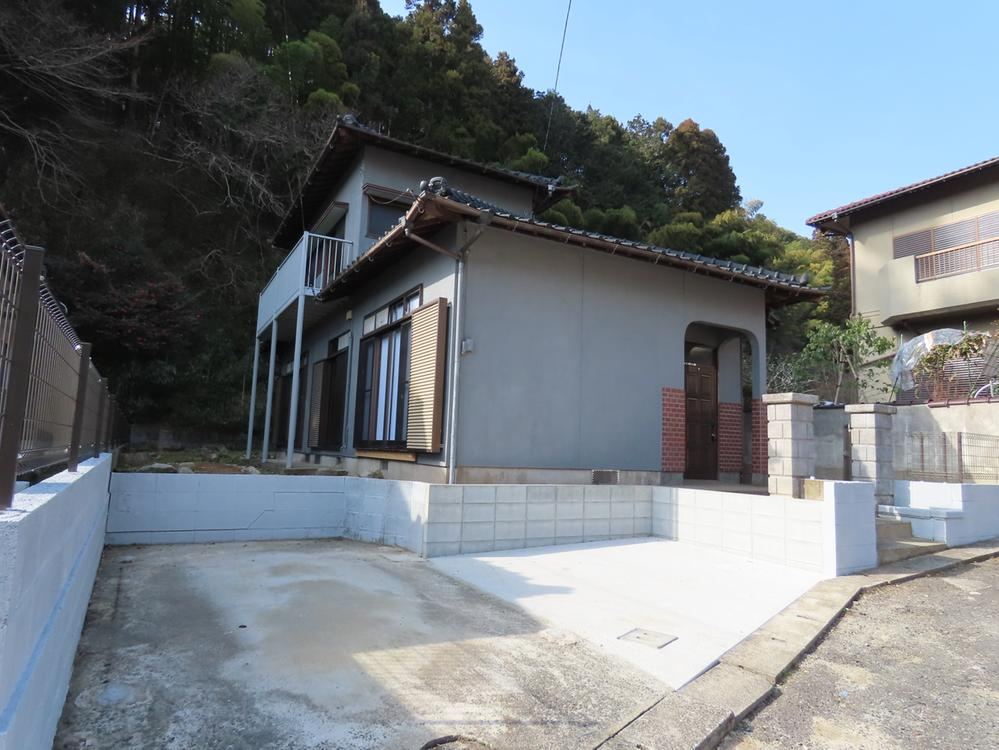 Renovated 5DK House in Chikushino - Photo 1