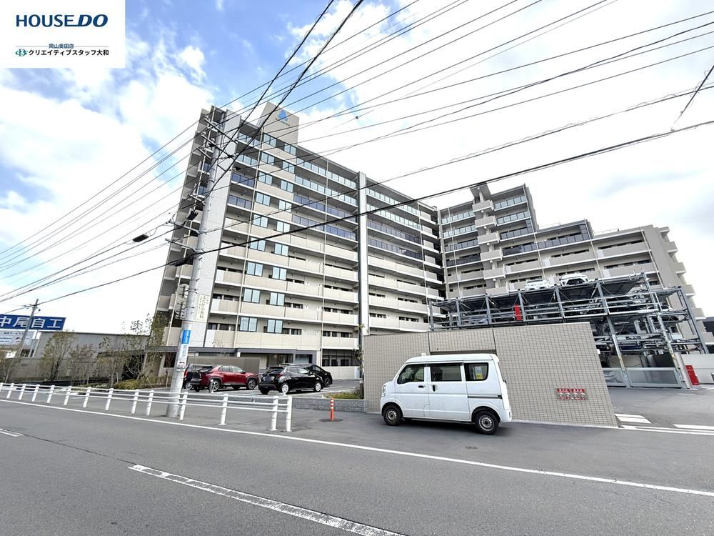 3LDK apartment in Minami Ward, Okayama - Photo 1