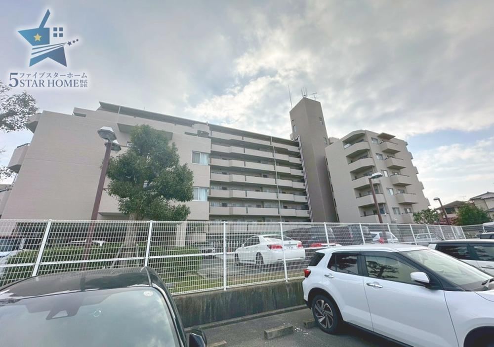 3LDK apartment in Akashi, Hyogo - Photo 1