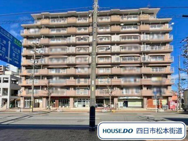 3LDK apartment in Yokkaichi, Mie - Photo 1