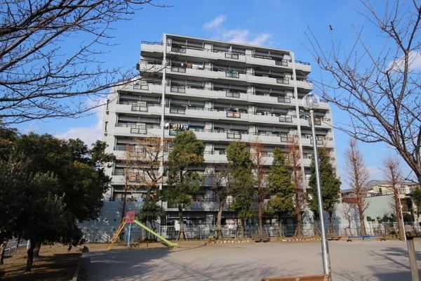 2LDK+S apartment in Ogaki, Gifu - Photo 1