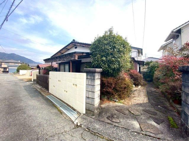 Large 7DK House Near Miyano Station - Photo 1