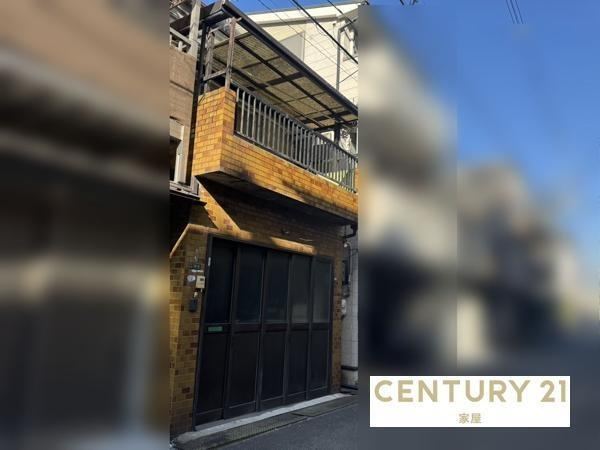 Charming 3LDK House with Terrace in Ikuno, Osaka - Photo 1