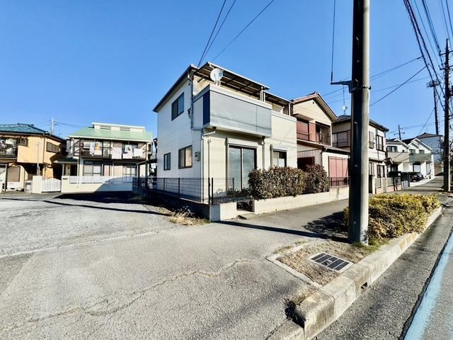 Spacious 3LDK House in Baba, Saitama - Photo 1