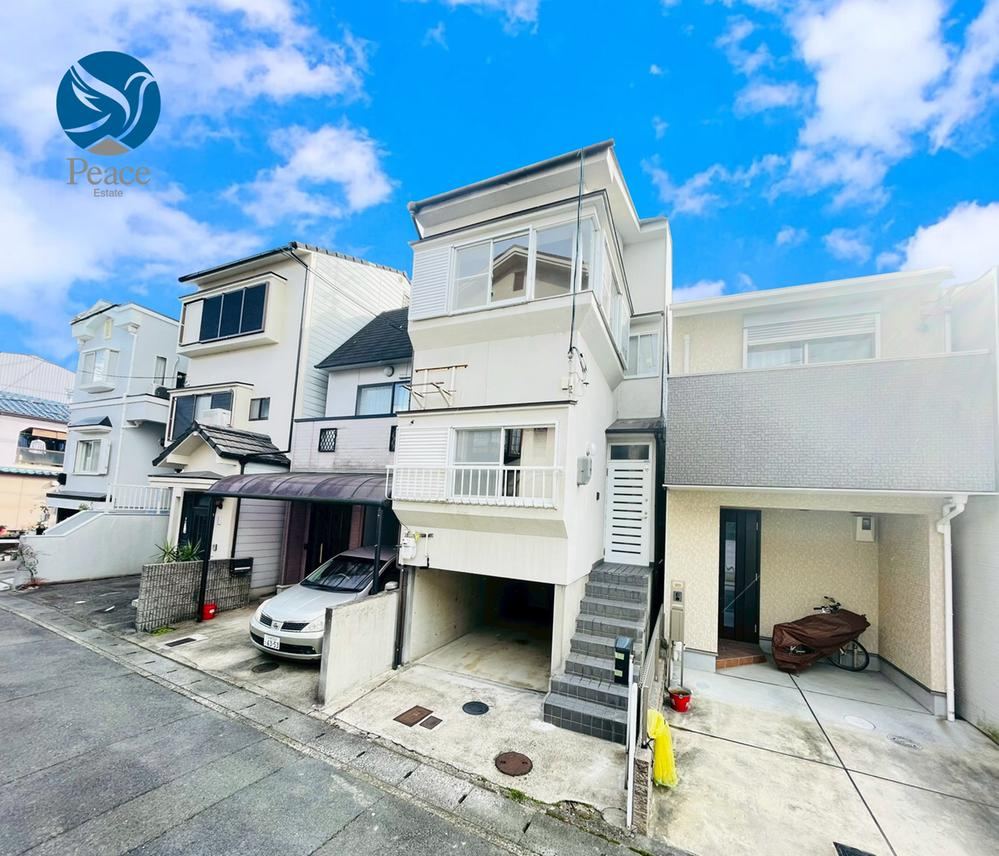 Well-Located 4DK House in Nishikyo, Kyoto - Photo 1