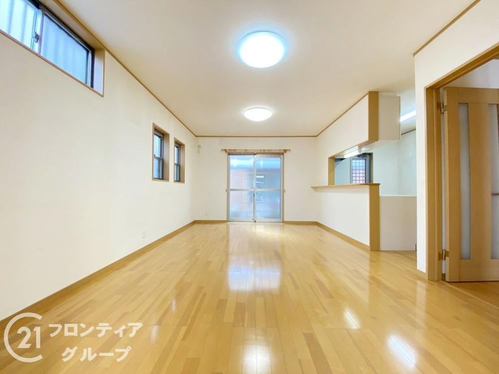 Spacious 4LDK Detached House in Sakai - Photo 1
