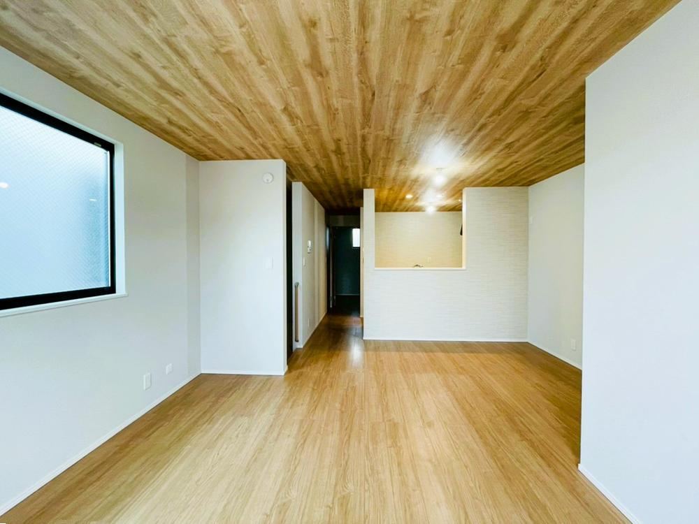 Conveniently Located 2LDK+S House in Kawasaki - Photo 1