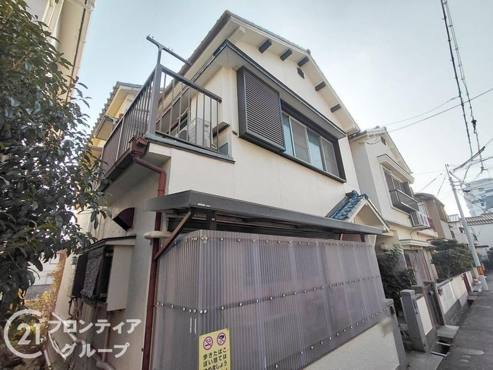 Renovated 3DK House Near Tarumi Station, Kobe - Photo 1
