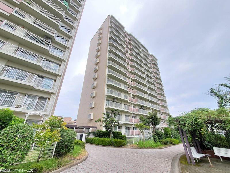 4LDK apartment in Kagoshima, Kagoshima - Photo 1