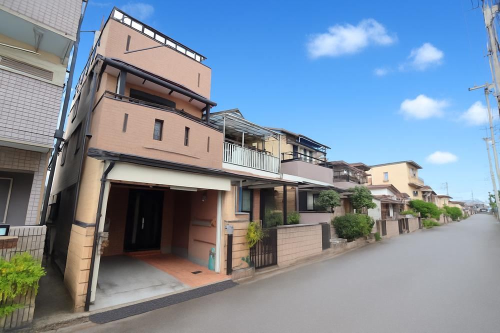 Updated 3LDK House in Yao - Photo 1