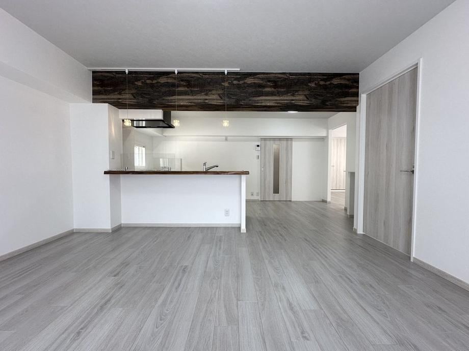 2LDK apartment in Nishi Ward, Osaka - Photo 1