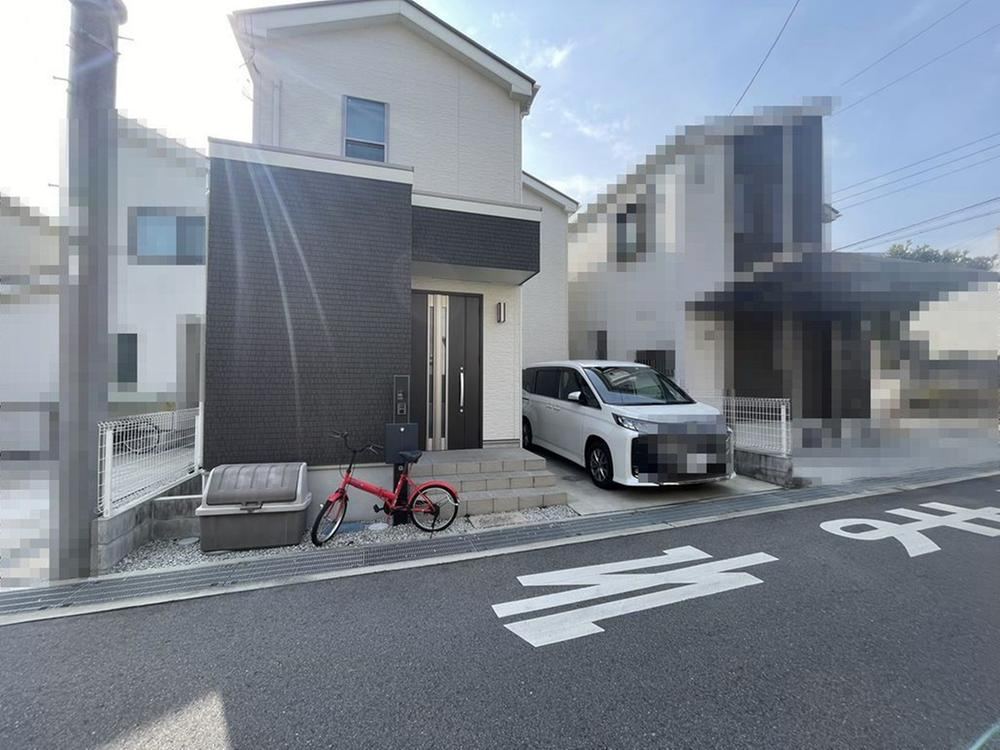 Beautiful 4LDK House Just 4 Minutes from Tomitabashi Station - Photo 1