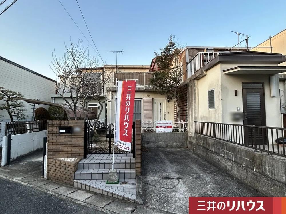 4LDK house in Asakita Ward, Hiroshima - Photo 1