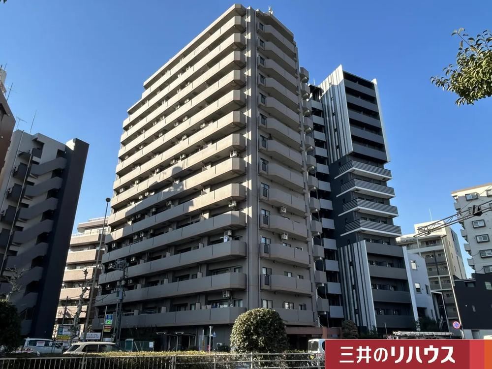 Renovated 2LDK Apartment in Omori Nishi - Photo 1