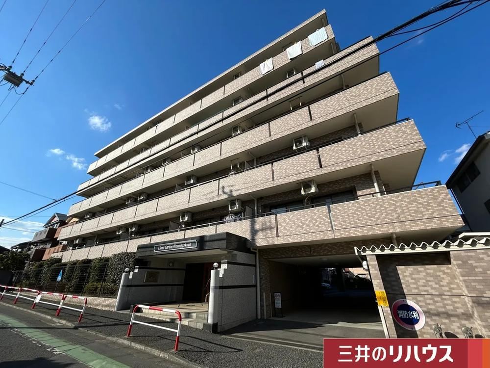 Stylish 1LDK+S Apartment in Niiza - Photo 1