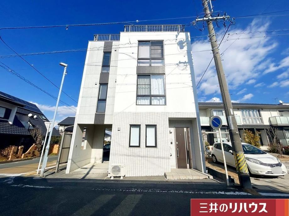 Modern 4LDK House Near Aichi University Station - Photo 1