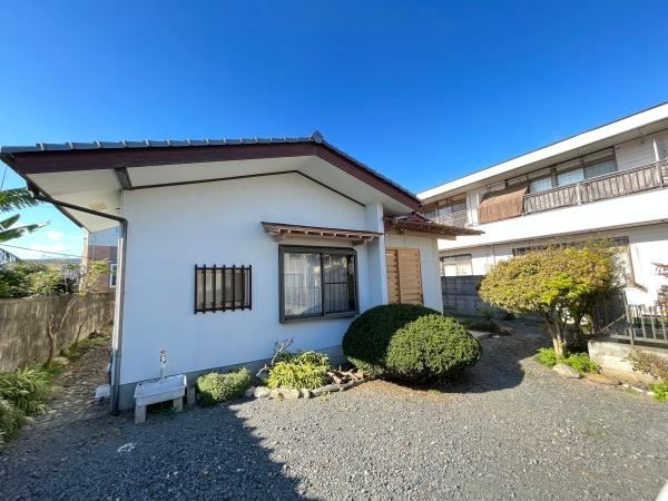 3LDK Bungalow with Renovations in Horimachi - Photo 1