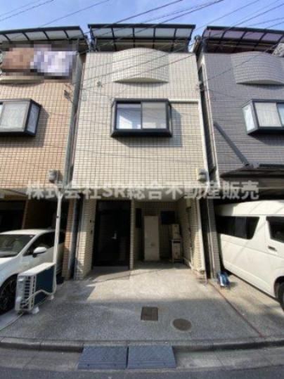 4LDK House with Built-in Garage in Higashi-Osaka - Photo 1